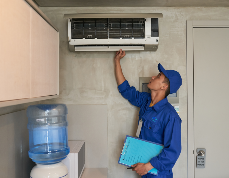 Air conditioning technicians
